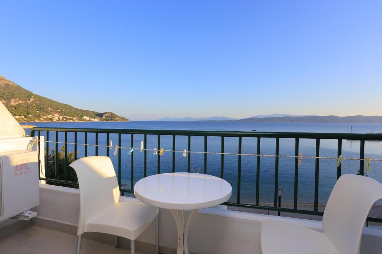 Apartments By The Sea Igrane, Makarska - 6653 Exterior photo
