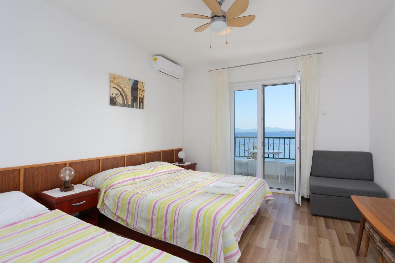 Apartments By The Sea Igrane, Makarska - 6653 Exterior photo