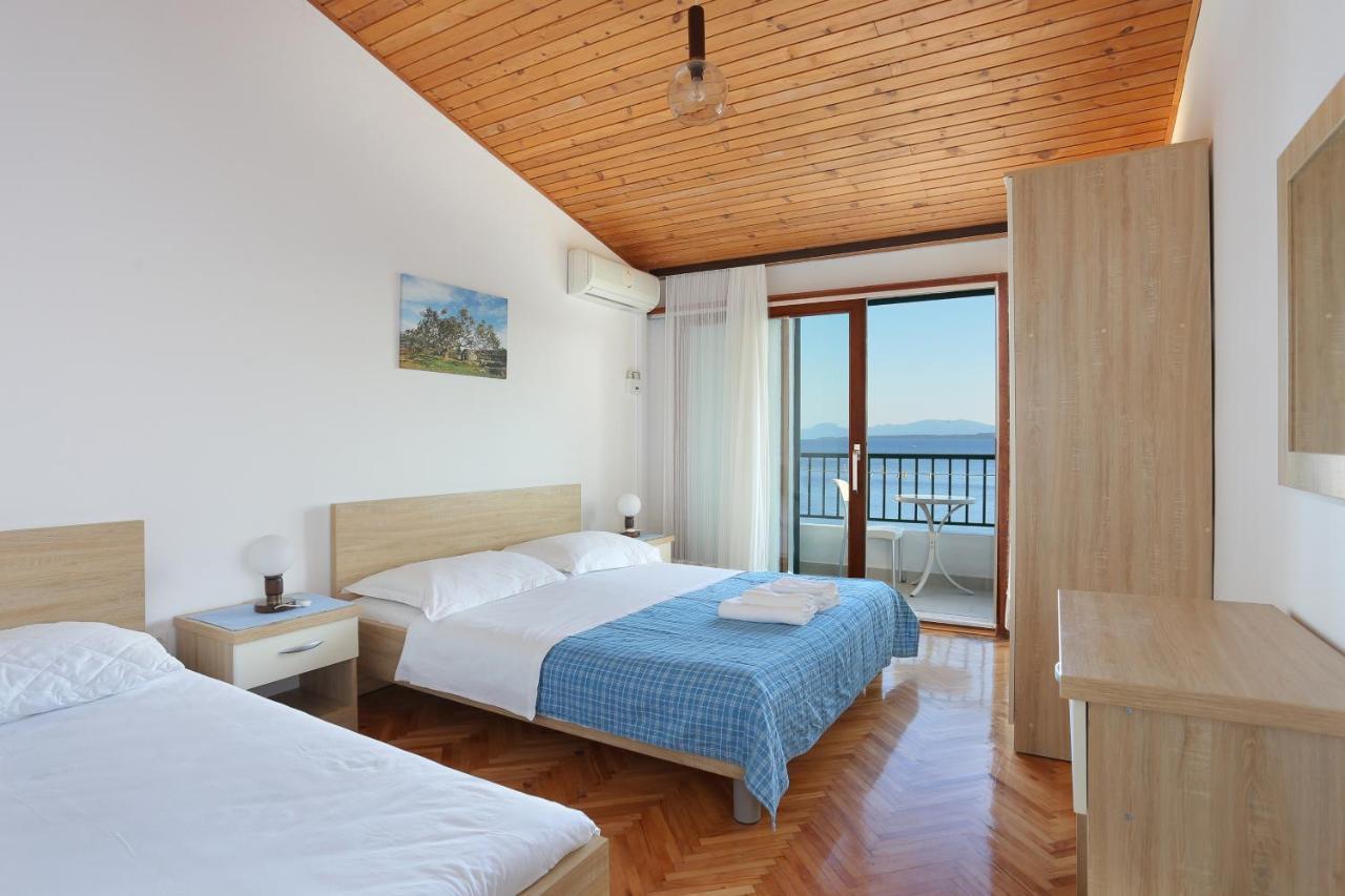 Apartments By The Sea Igrane, Makarska - 6653 Exterior photo